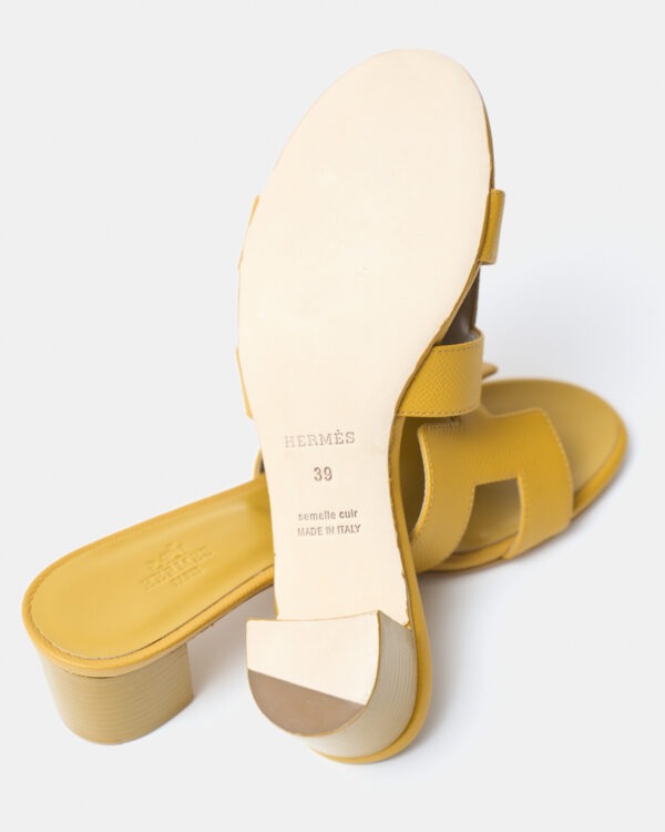 Hermès Oasis Jaune Citron Epsom Sandals
