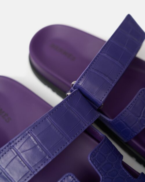 Hermès Chypre Violet Majorette Matte Mississippiensis Alligator Sandals