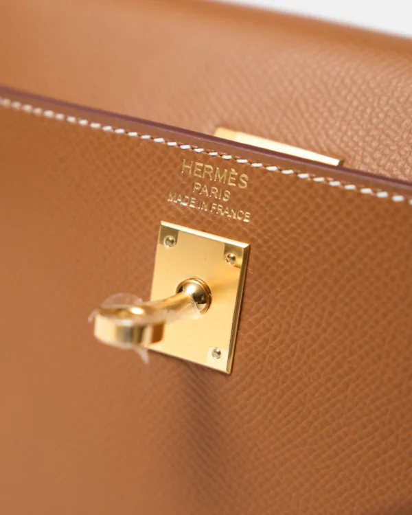 Hermès Kelly 25 Gold Epsom GHW - Image 9