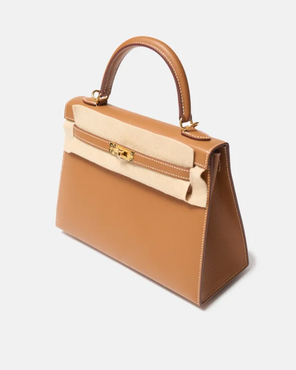 Hermès Kelly 25 Gold Epsom GHW - Image 16